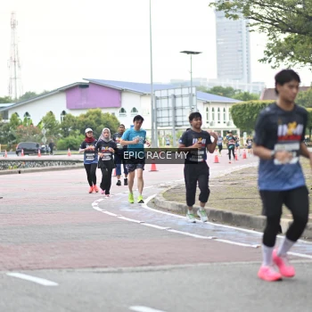 Runner Photo 4003408