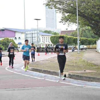 Runner Photo 4003425