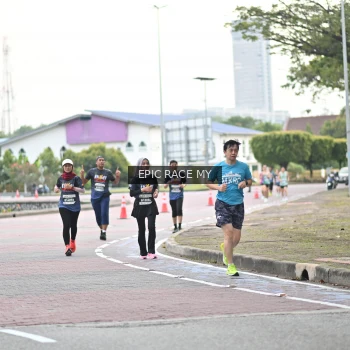 Runner Photo 4003432