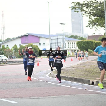 Runner Photo 4003450