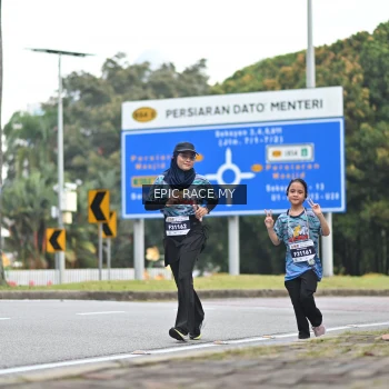 Runner Photo 4003597