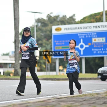 Runner Photo 4003602