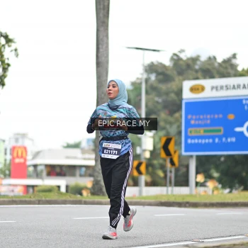 Runner Photo 4003642