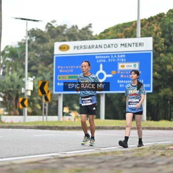 Runner Photo 4003647