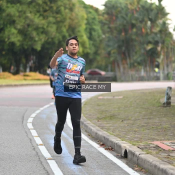 Runner Photo 4003676