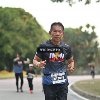 Runner Photo 4003693
