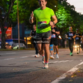 Runner Photo 4003696