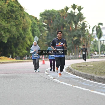 Runner Photo 4003707
