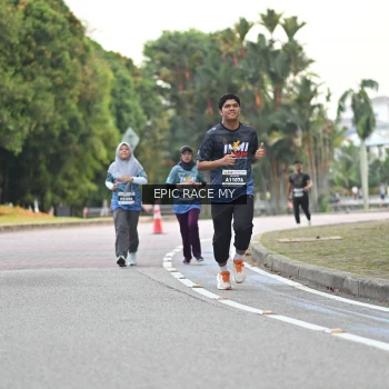 Runner Photo 4003711