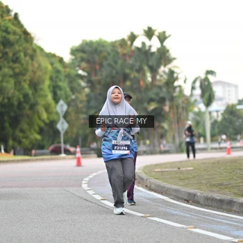 Runner Photo 4003743