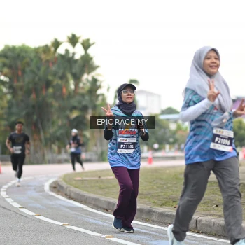 Runner Photo 4003757