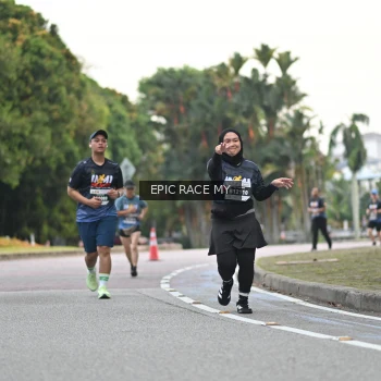 Runner Photo 4003822