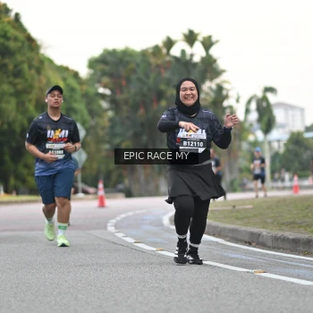 Runner Photo 4003823