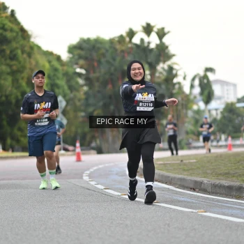 Runner Photo 4003825
