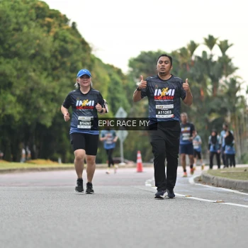 Runner Photo 4003872