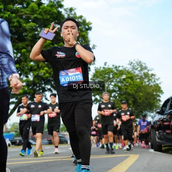 Runner Photo 4003888