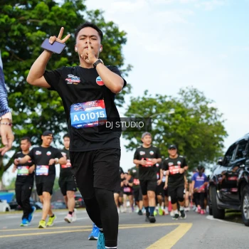 Runner Photo 4003899