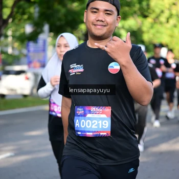 Runner Photo 4003916