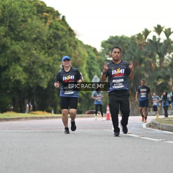 Runner Photo 4004012