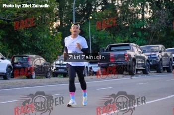 Runner Photo 400403