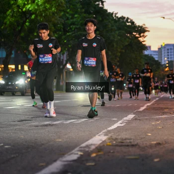 Runner Photo 4004031