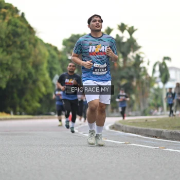 Runner Photo 4004042