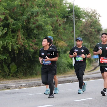 Runner Photo 4004058
