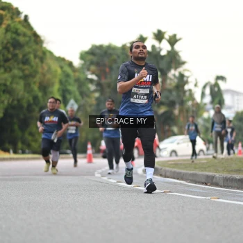 Runner Photo 4004074