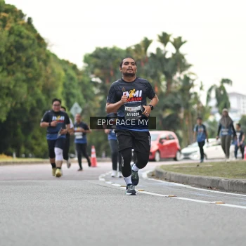 Runner Photo 4004076