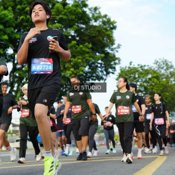 Runner Photo 4004079