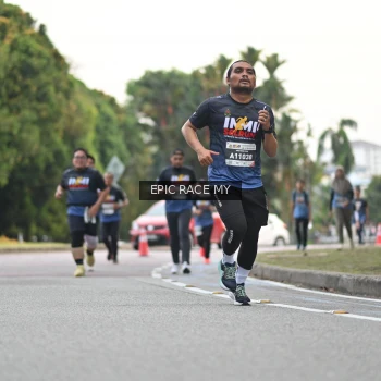 Runner Photo 4004082