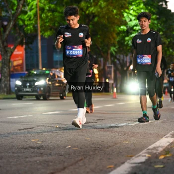 Runner Photo 4004086