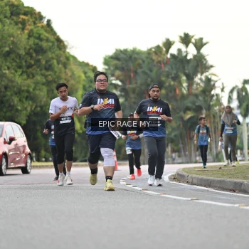 Runner Photo 4004098