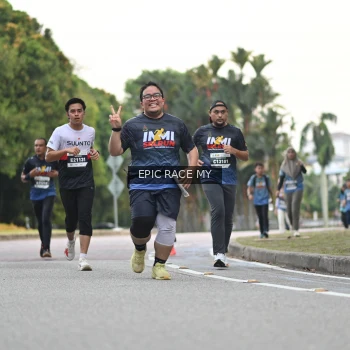 Runner Photo 4004111