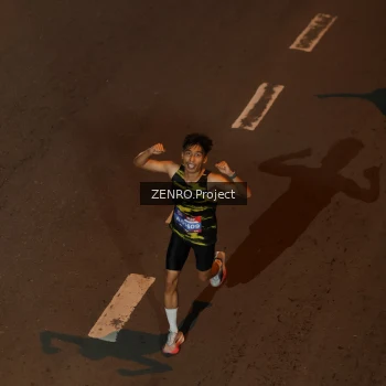 Runner Photo 4004113