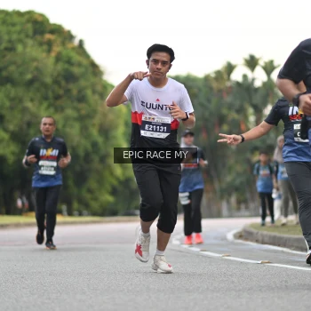 Runner Photo 4004131