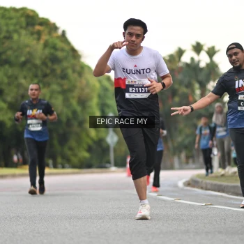 Runner Photo 4004134