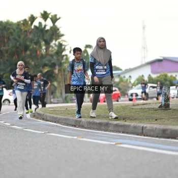 Runner Photo 4004155