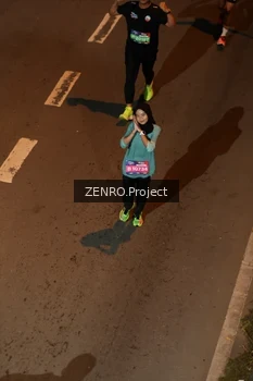 Runner Photo 4004156