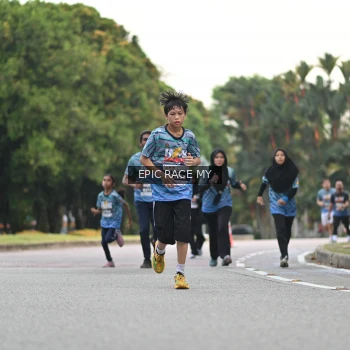 Runner Photo 4004167