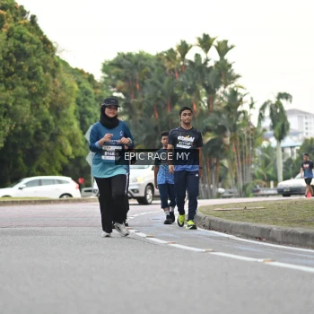 Runner Photo 4004200