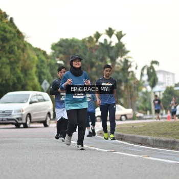 Runner Photo 4004208