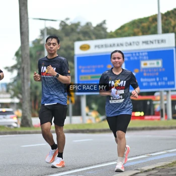 Runner Photo 4004285