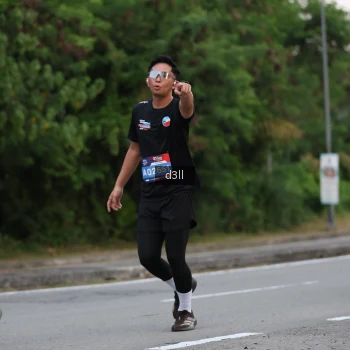 Runner Photo 4004300