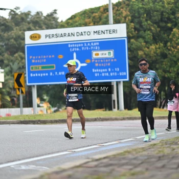 Runner Photo 4004313