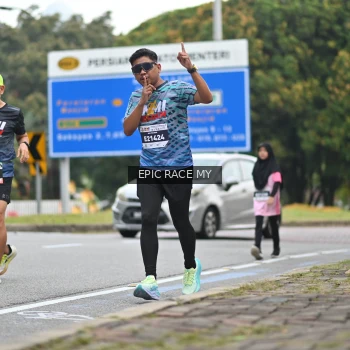 Runner Photo 4004335