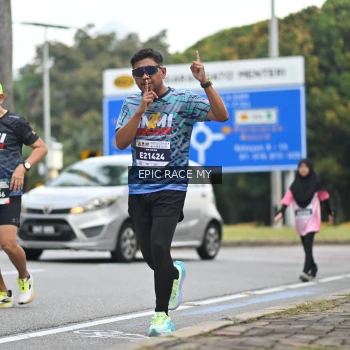 Runner Photo 4004349