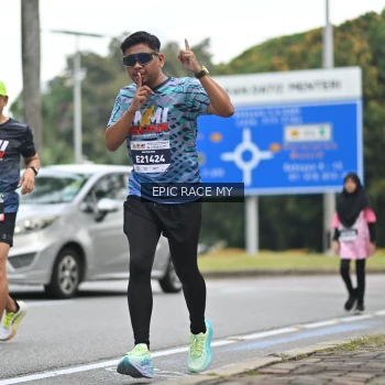 Runner Photo 4004371