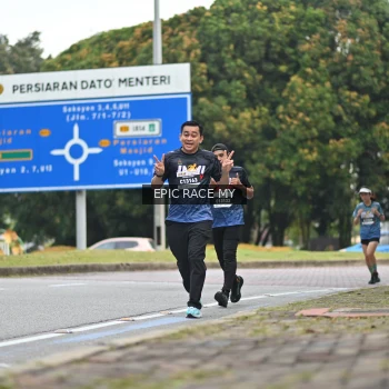 Runner Photo 4004400