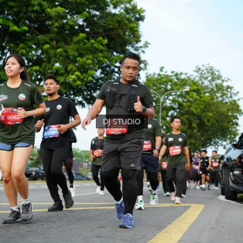 Runner Photo 4004409